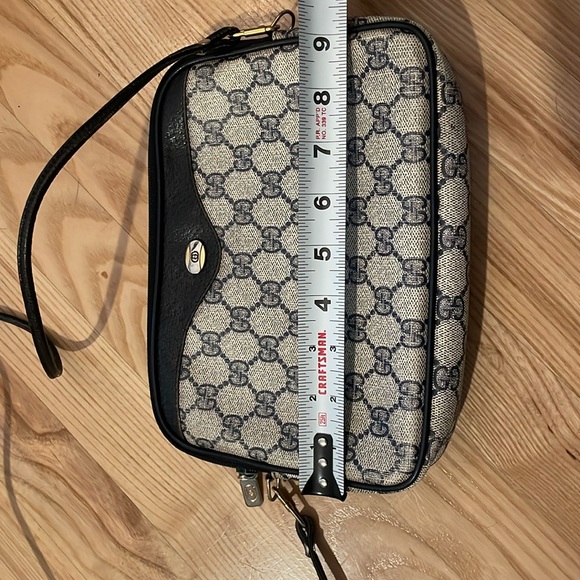 Vintage authentic Gucci purse - Picture 15 of 16